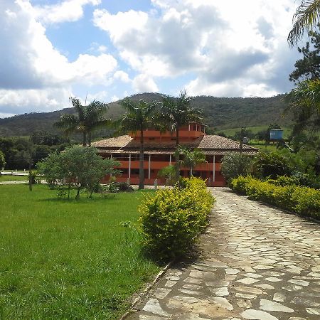 Fazenda Pousada Cachoeira Do Flavio Sao Tome das Letras Luaran gambar